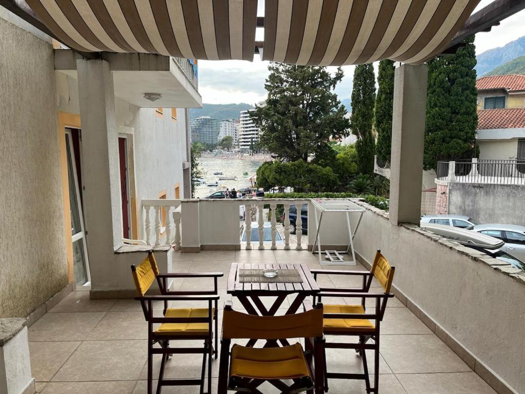 Acika Apartments Rafajlovići Kültér fotó