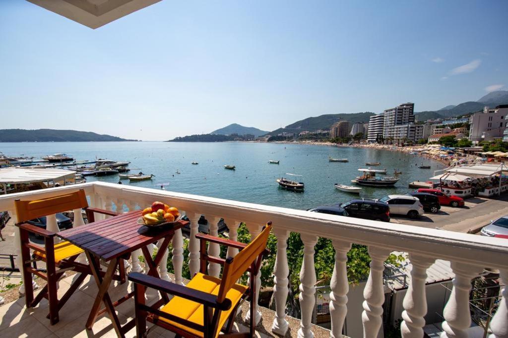 Acika Apartments Rafajlovići Kültér fotó