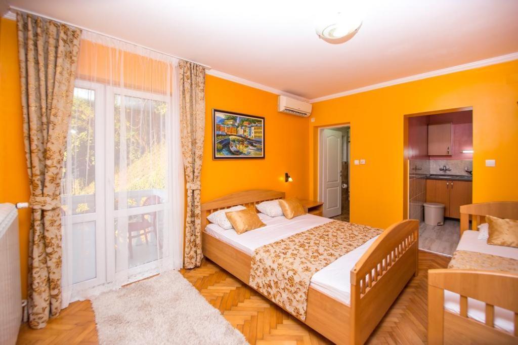 Acika Apartments Rafajlovići Kültér fotó