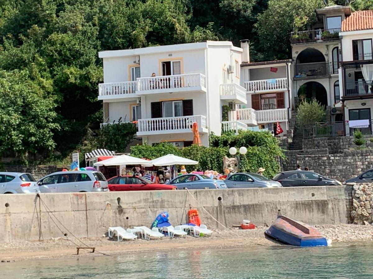 Acika Apartments Rafajlovići Kültér fotó