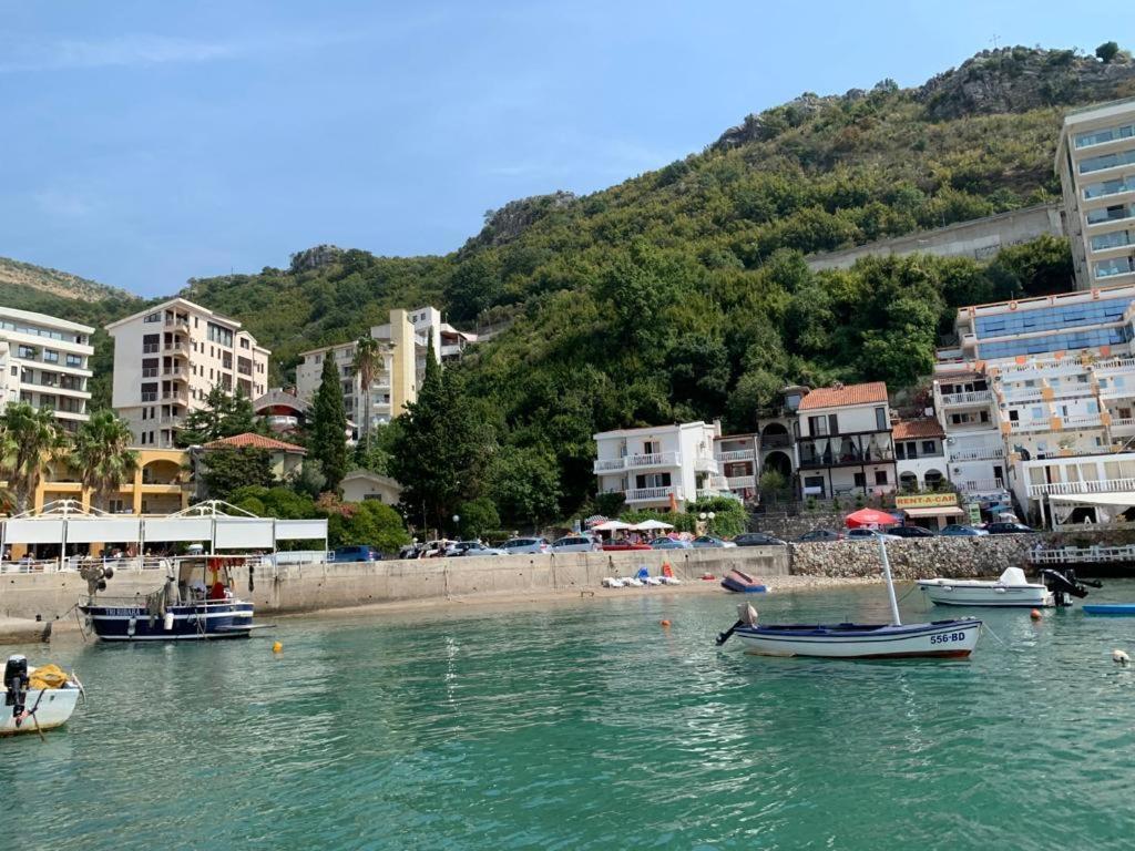 Acika Apartments Rafajlovići Kültér fotó